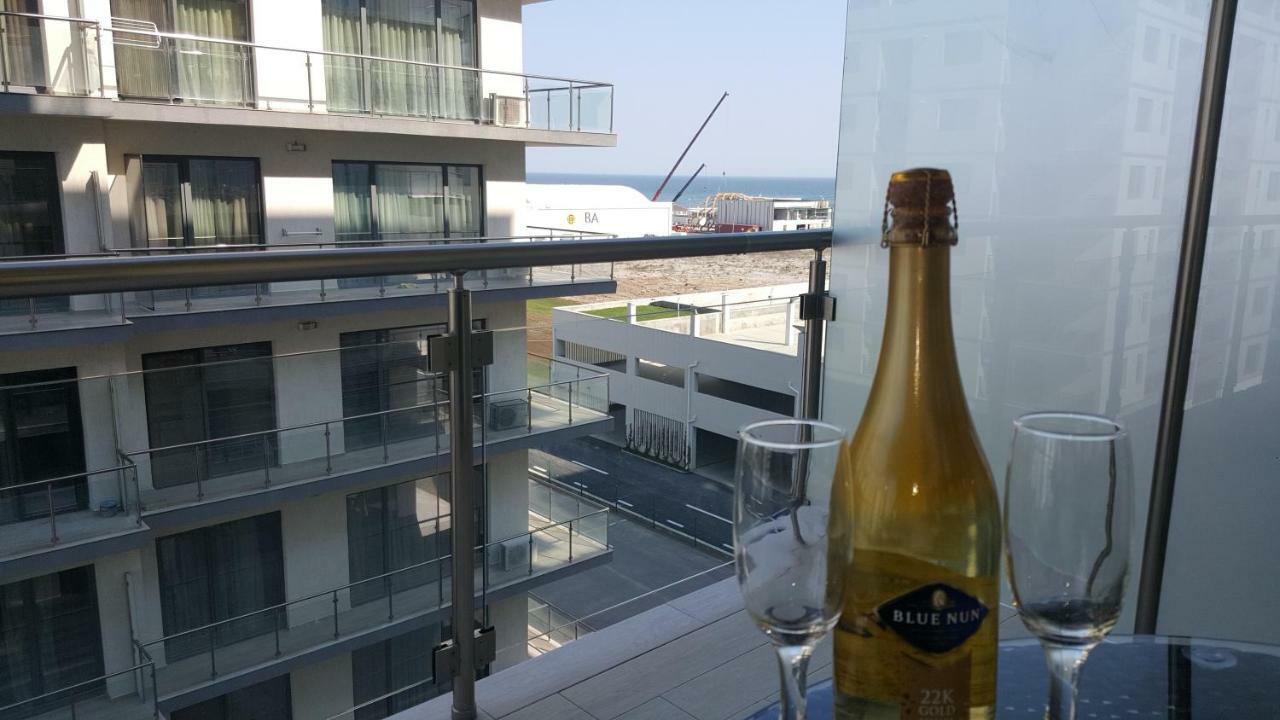 The Horse - De Silva Residence Mamaia Luaran gambar